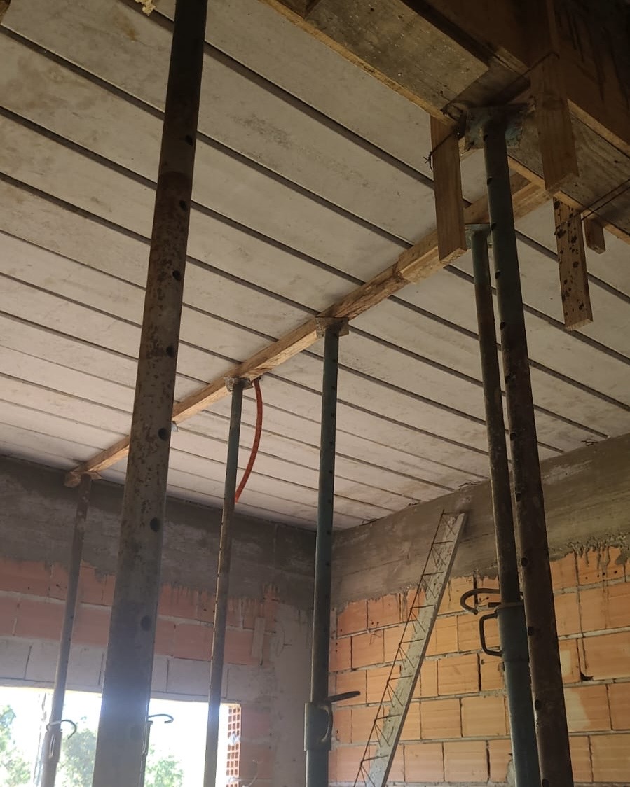 483c5b85-05c2-44c3-a924-cea2a9470807